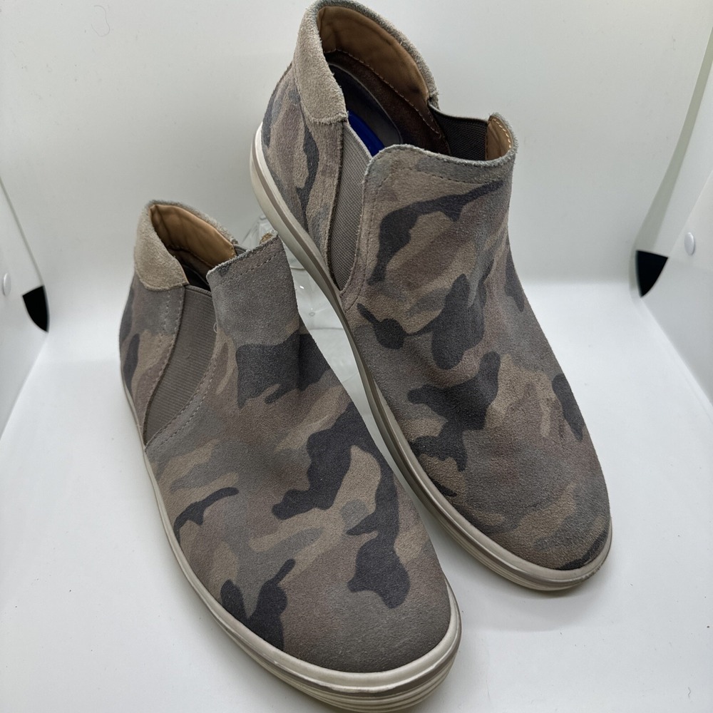 Me Too Women's Kane Leather Chelsea Sneaker Size 8 Camouflage